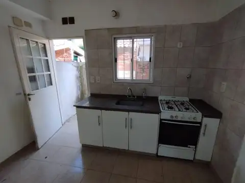 Depto Tipo Casa 3 ambientes con 1 baño