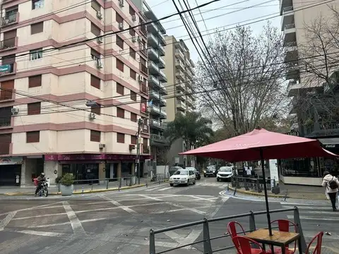 3 AMBIENTES EN ALQUILER EN LANUSITA