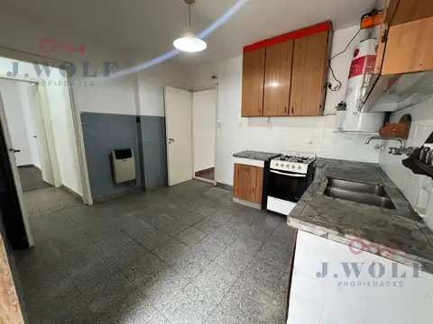 Depto Tipo Casa en Alquiler en Villa Ballester, $ 800.000