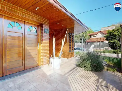 CASA CHALET VENTA QUILMES 6 AMBIENTES APTO CREDITO