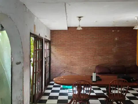 Depto Tipo Casa 4 ambientes con 3 baños