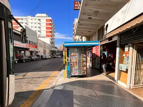 Local en Alquiler en Barrio Parque San Martin, $ 300.000