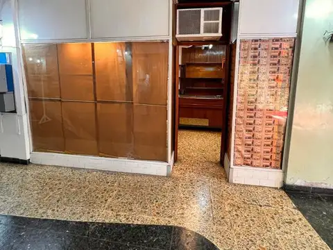 LOCAL EN GALERIA - SAN MARTIN CENTRO