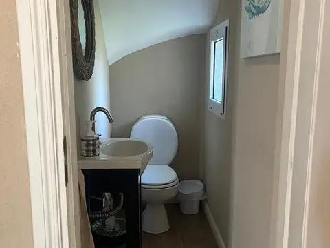 Casa en Venta con renta,  Ayres de Pilar