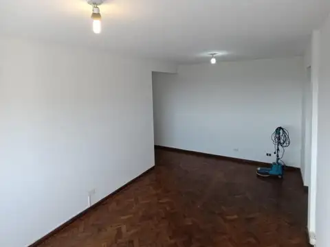 Departamento en Venta en Parque Avellaneda, USD 88.000