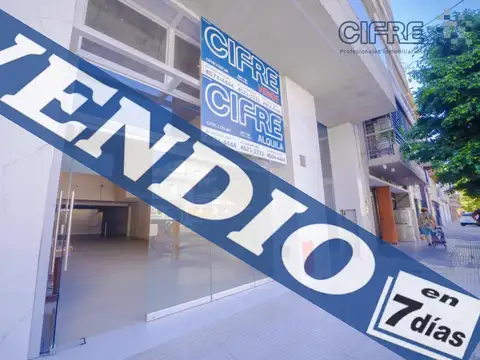 Local a la vía publica de 164m2 VENTA CON RENTA! Posibilidad de comprar con cómodas cuotas!