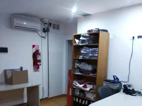 Galpon en Venta Villa Ortuzar Belgrano Lote De 700 M2 Y 750 Cubiertos