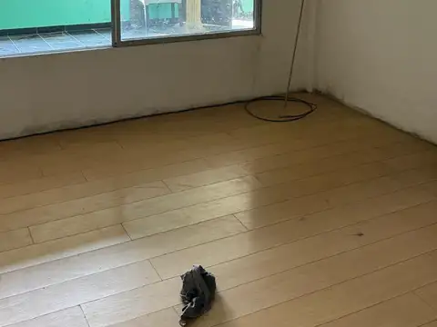CASA CON TERRENO AMPLIO