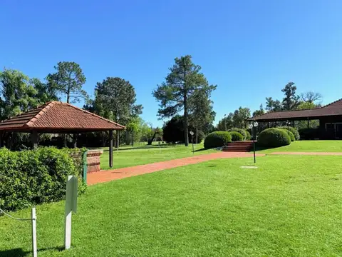 VENTA CASA 5 AMB. PILETA PARRILLA, PILAR DEL LAGO