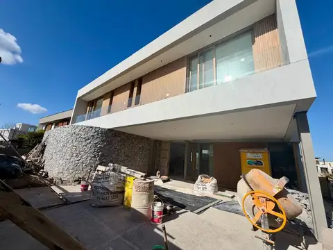 Casa  en Venta en Virazón, Nordelta