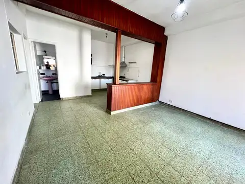 Depto Tipo Casa en Alquiler de 3 ambientes