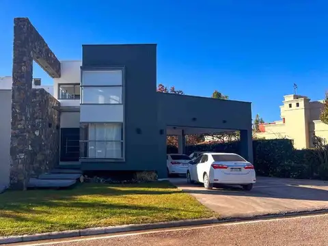 Casa a la venta Vistalba Country, 4 dormitorios