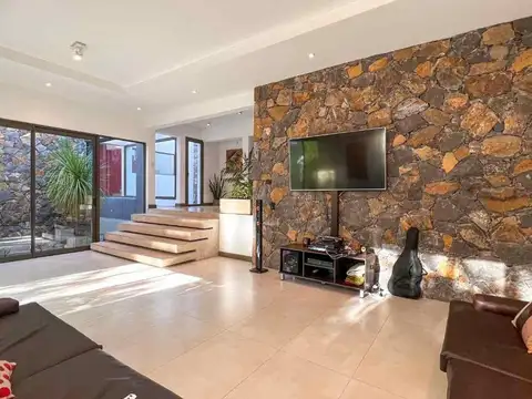 Casa en Venta en Chacras De Coria, USD 499.000