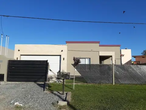 Segundo Sombra e/ La Blanca y Avenida Circunvalación