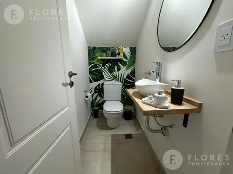 Casa en Venta con 1 cochera