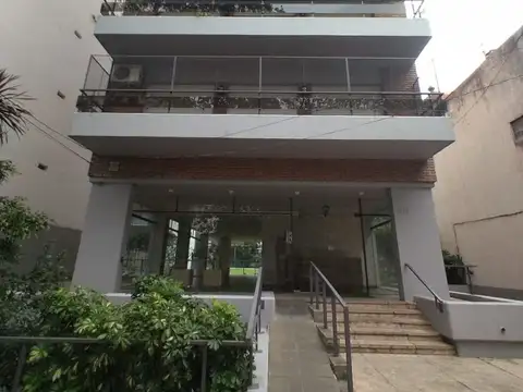 España 1400, Piso 6