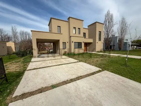 Casa en Venta de 4 dormitorios