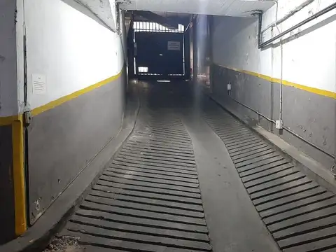 VENTA COCHERA CUBIERTA PALERMO