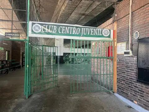 Avenida Entre Ríos 1200