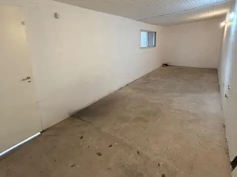 Local en Alquiler en Joaquín Gorina, $ 1.500.000