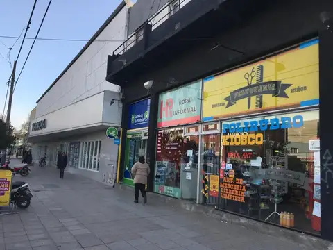 Av. Independencia 3400