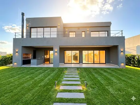 Casa en venta en Puertos del Lago, Escobar, Barrio Riberas