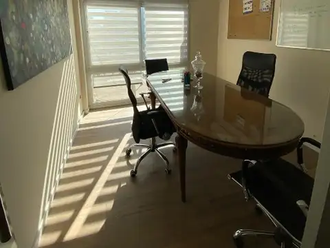 Oficina en Venta al Norte