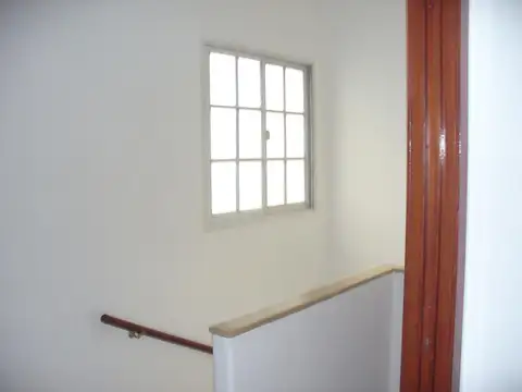 Depto Tipo Casa en Alquiler de 3 dormitorios