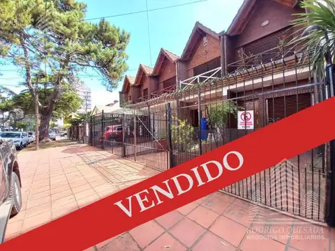 Duplex a tan solo 200 metros del mar c/cochera y patio 