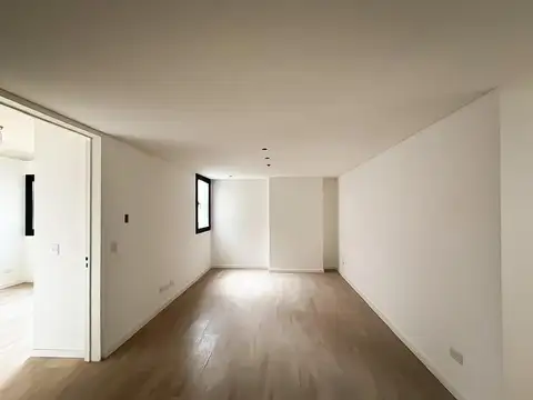 Venta de triplex de 4 dormitorios con playroom y terraza en Nuñez