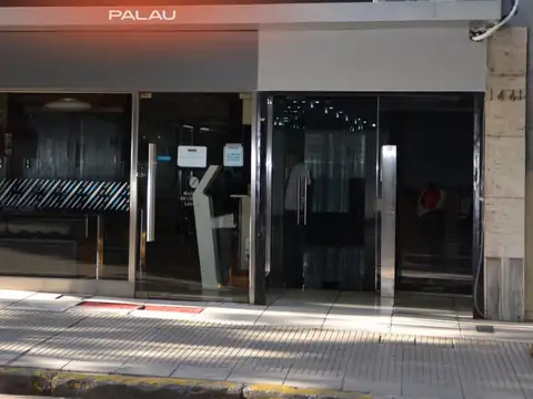 Local en Alquiler en Tribunales, $ 1.991.000