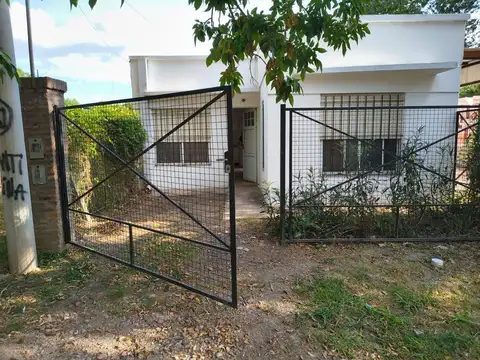 CASA DE 1 DORMITORIO EN IBARLUCEA