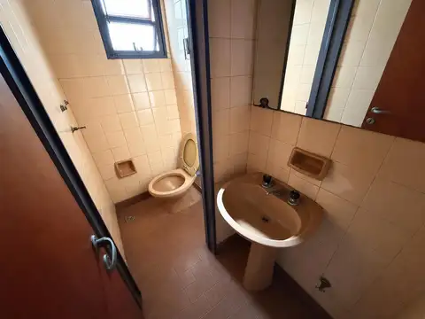 Local en Venta en Vicente López Vías / Río, USD 430.000
