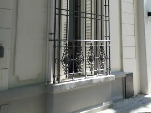 Hermosa casa  en alquiler profesional o comercial