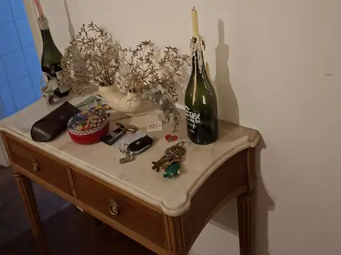 Juana Azurduy 2100, Piso PB