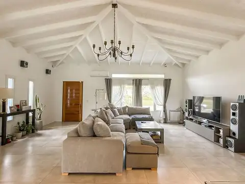 Casa en Venta en Monet Barrio Privado, USD 260.000