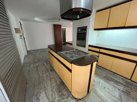 Departamento en Alquiler en Martin, $ 800.000