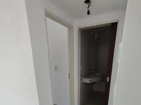 Departamento en Alquiler en Villa Ballester, $ 850.000