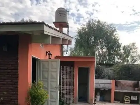 Quinta en Venta con 1 cochera