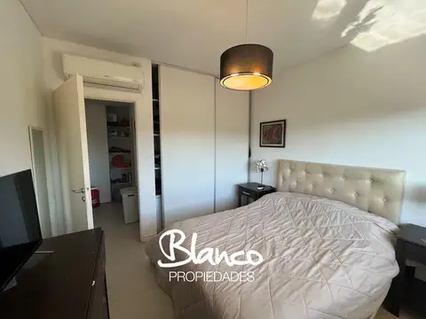 Departamento en Venta en Villa del Lago, USD 130.000