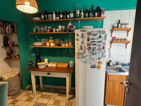 Azcuenaga 2300, Piso 5