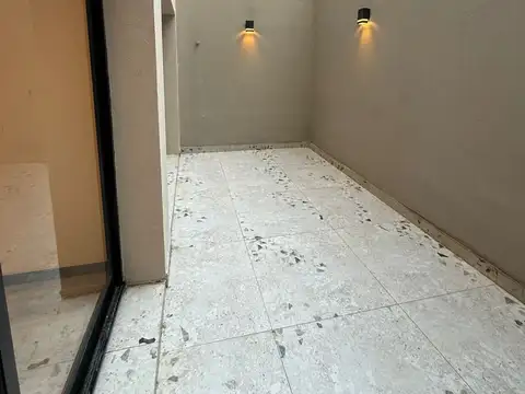 VENTA UF 2 44m2 ESTRENAR PB PATIO VILLA URQUIZA Ceretti 3153 2 Ambientes COCHERA opc. PORTERO VISOR