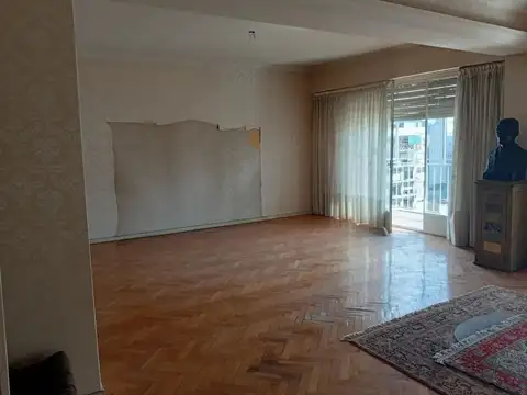 Av Rivadavia 4900, Piso 9
