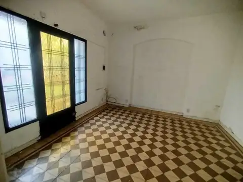 Casa en Venta en Barrio Hípico, USD 105.000