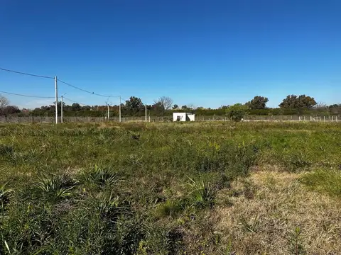 Terreno en Venta en Parque Exaltación, USD 18.500