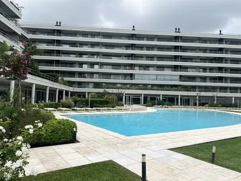 Departamento 4 ambientes con 3 baños