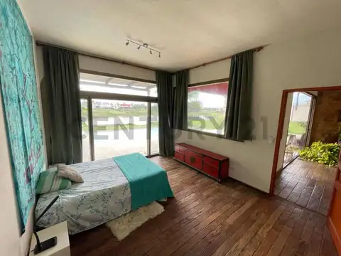 Casa en Venta en El Cazal, USD 250.000