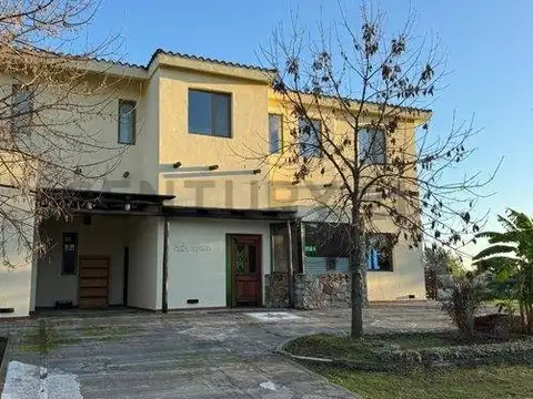 Tulipan 3900, Piso 0