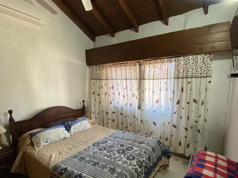 Casa en Venta con 4 cocheras