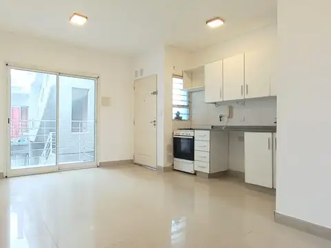 Caseros Centro Departamento 2 Ambientes en venta